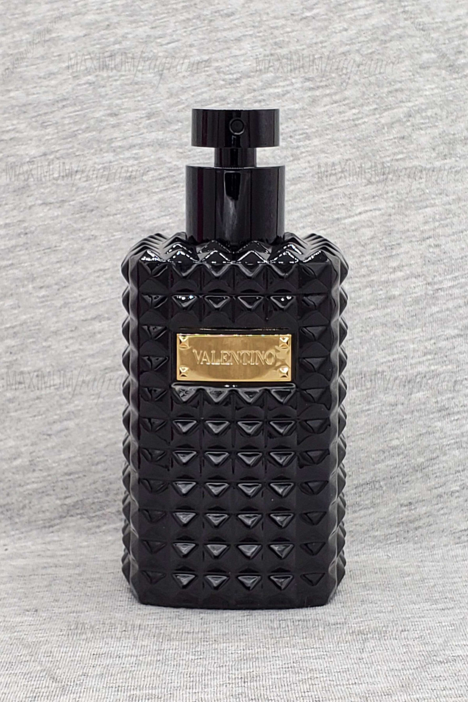 Valentino Noir Absolu Musc Essence - Maximum Fragrance