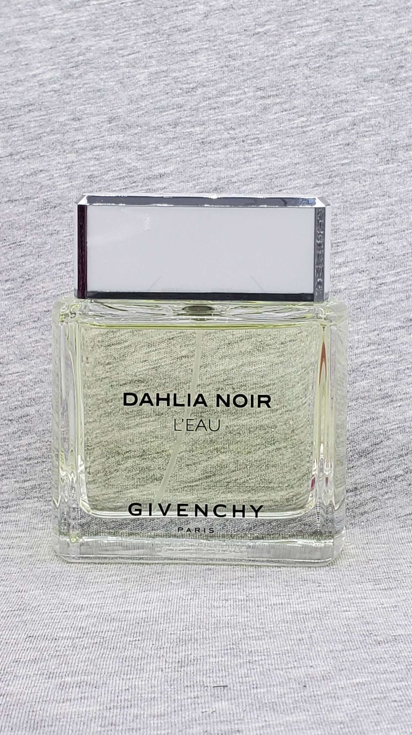 Dahlia Noir Leau - Maximum Fragrance