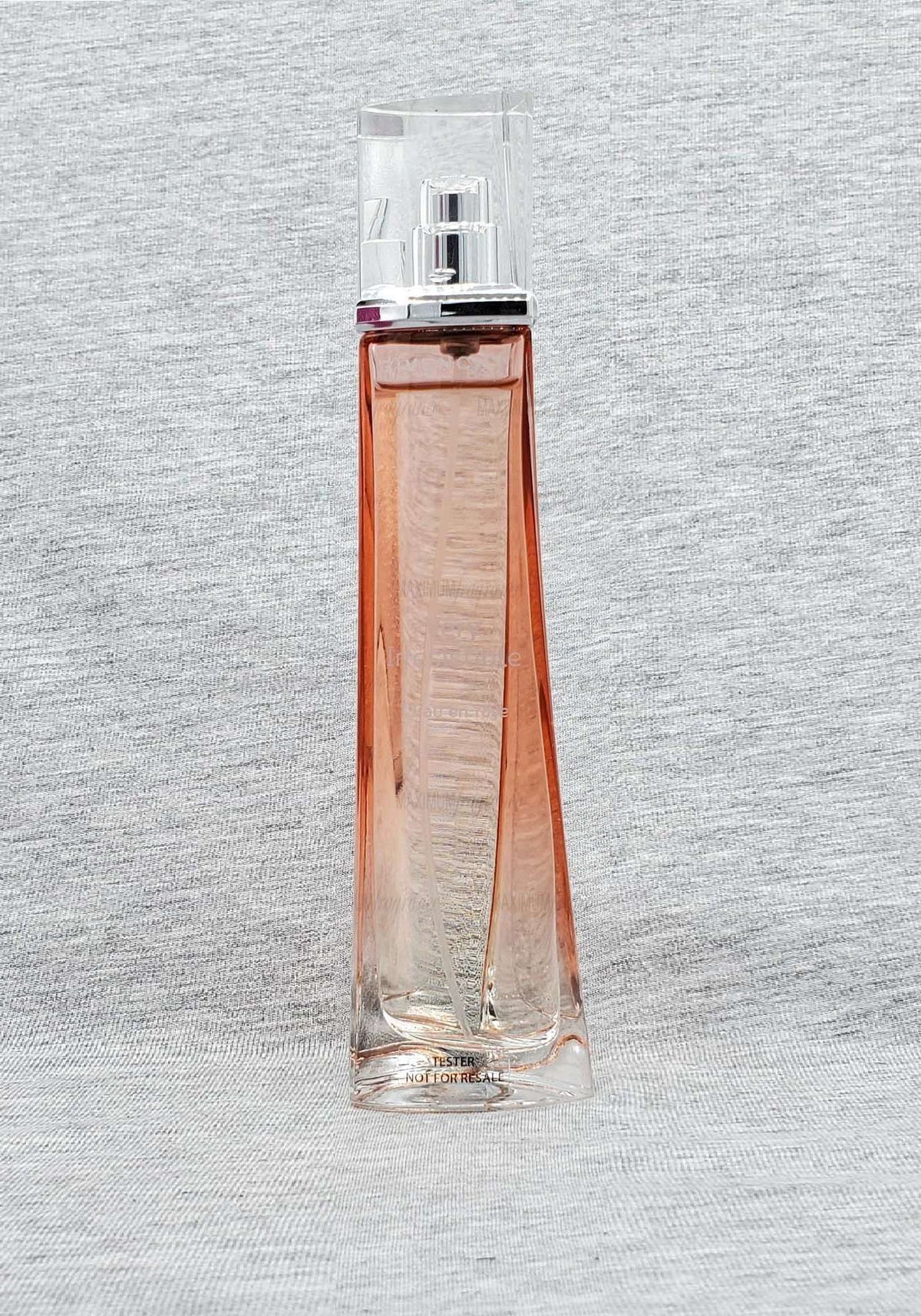 Very Irresistible L'Eau en Rose - Maximum Fragrance