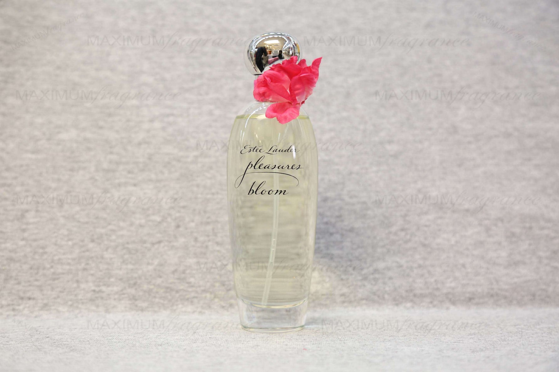 Pleasures Bloom - Maximum Fragrance