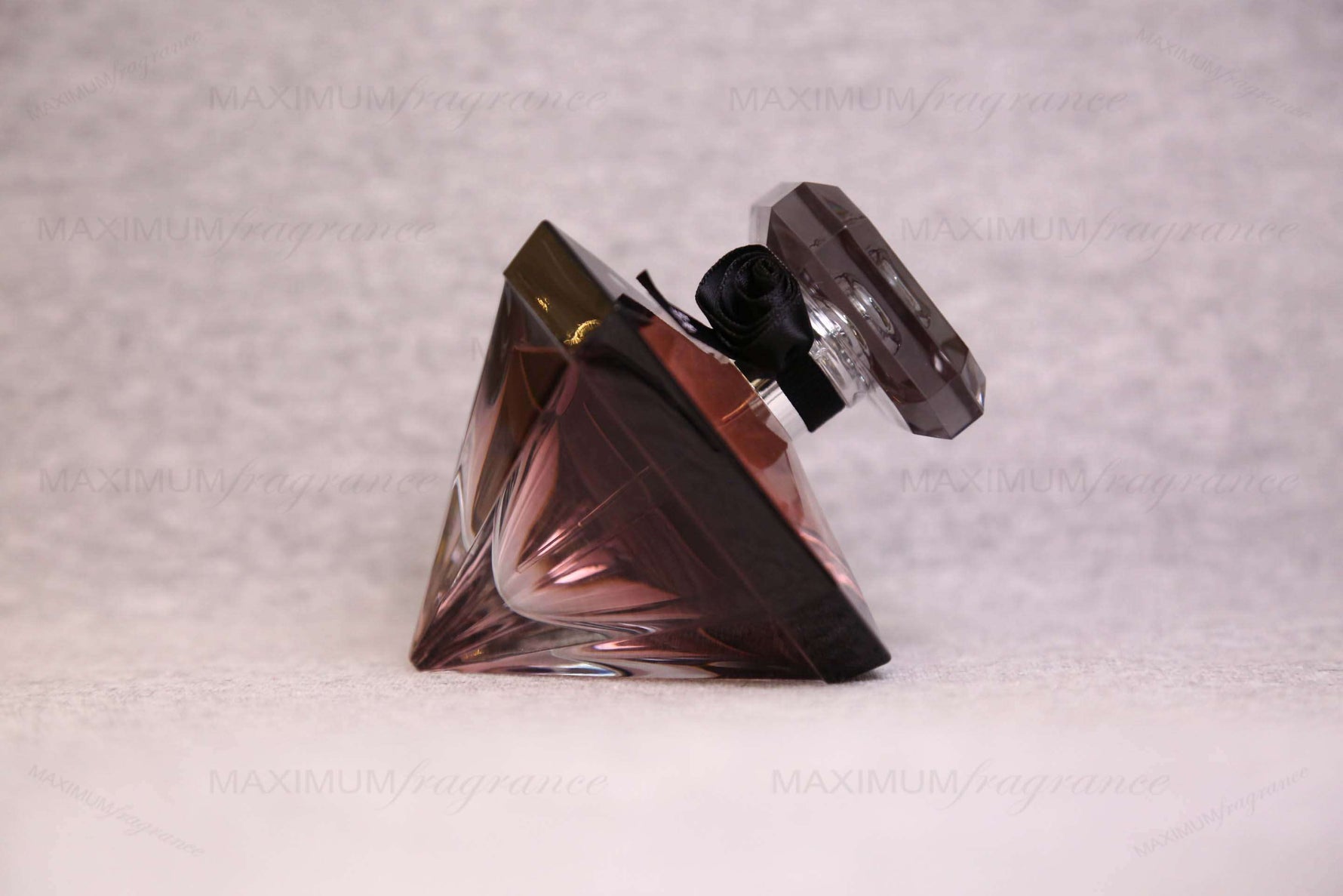 La Nuit Tresor - Maximum Fragrance